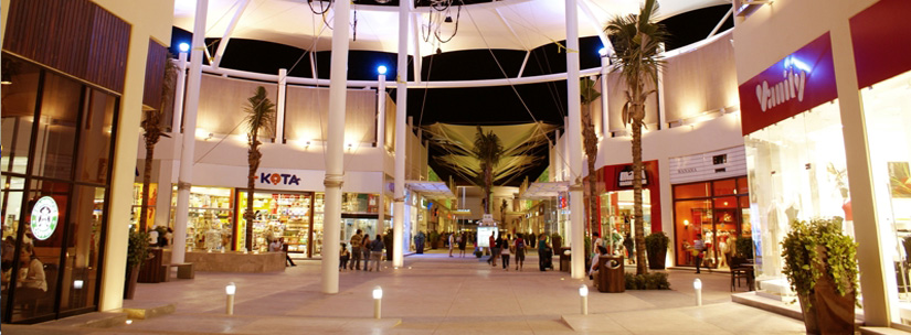plaza outlet