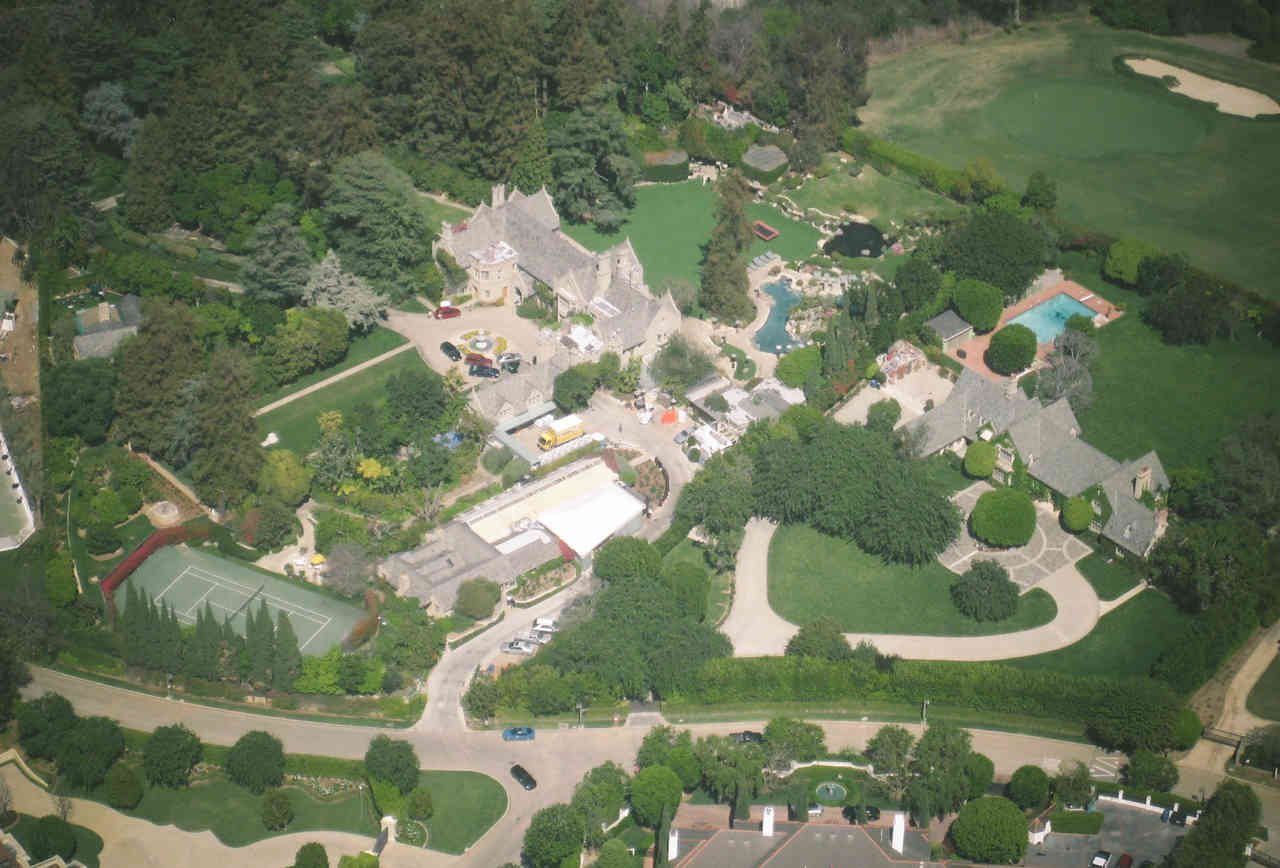 13-things-you-didn-t-know-about-the-playboy-mansion