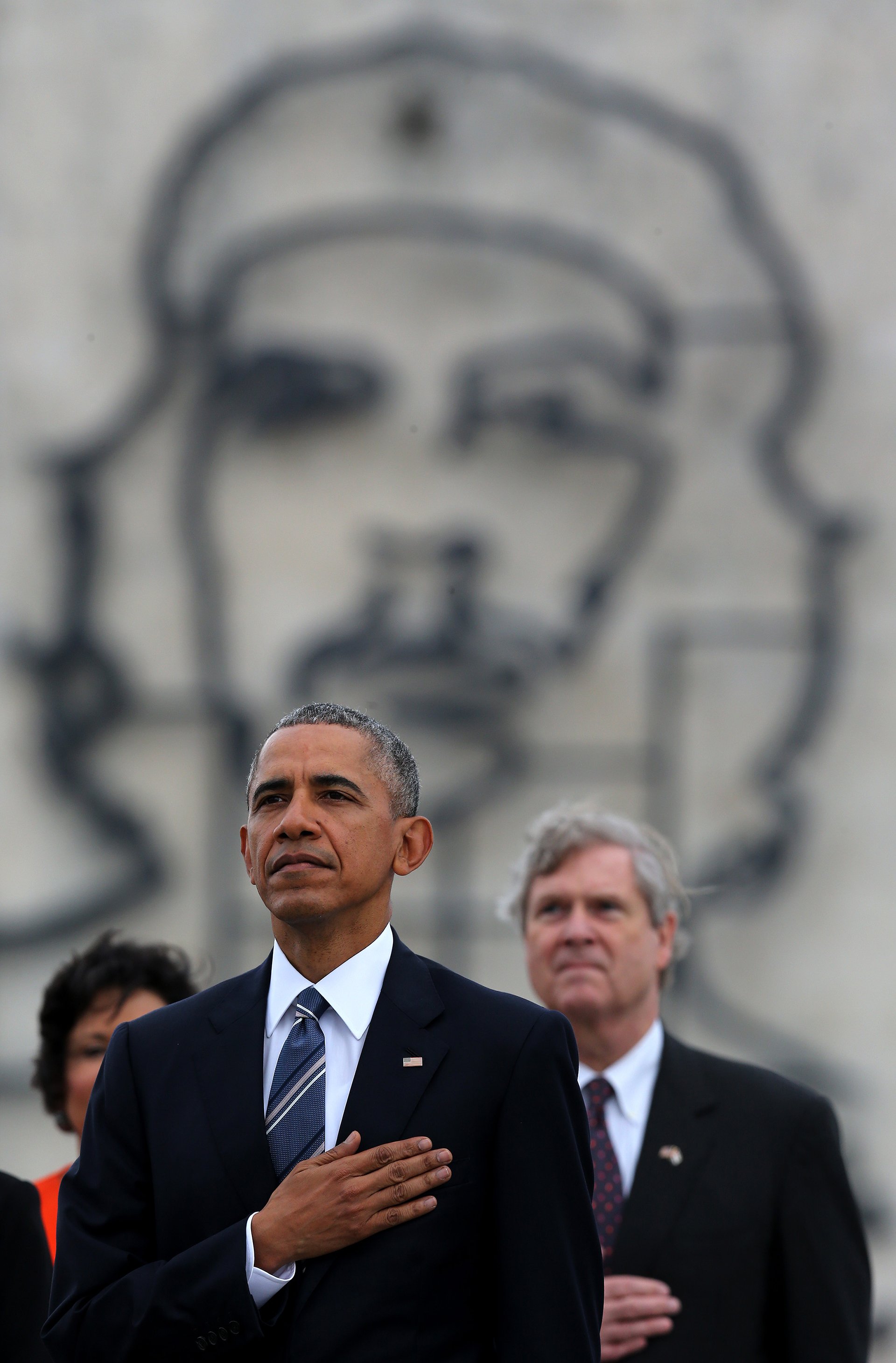 El Presidente Obama en la histórica Plaza de la Revolución, bajo la imagen del 'Che' Guevara, donde rindió un homenaje al poeta José Martí.