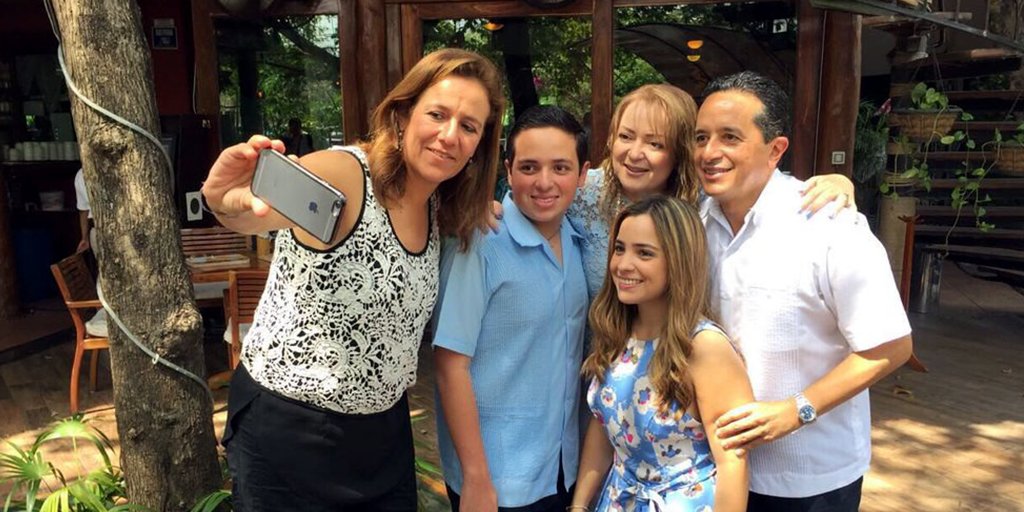 Margarita Zavala se reunió en Cancún con Carlos Joaquín González, candidato de la alianza PAN-PRD a la gubernatura de Quintana Roo, y su familia.
