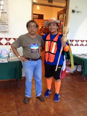 El Caminante con el cronista de Felipe Carrillo Puerto, Carlos Chablé Mendoza.