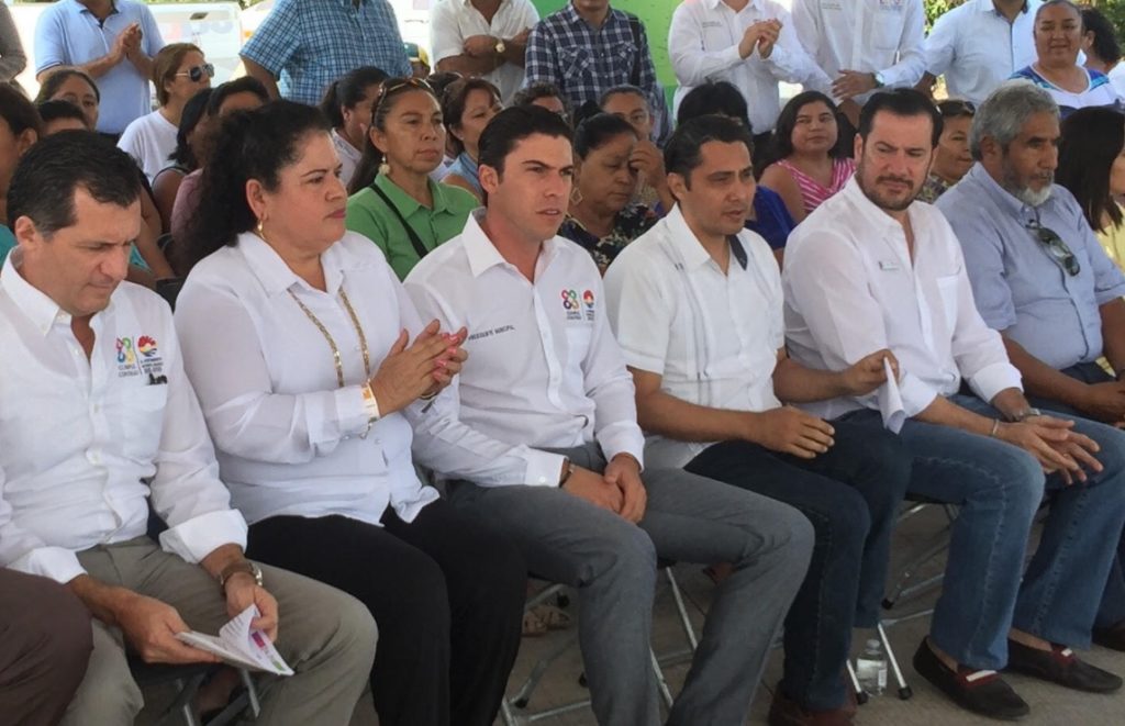 El alcalde de Cancún, Remberto Estrada, fue entrevistado hoy sobre el proyecto de la llamada 'Gran Rueda Cancún'.