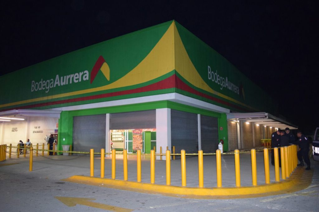 ACTUALIZACIÓN | Comando armado roba en Bodega Aurrerá de la SM 208 de  Cancún - Noticaribe