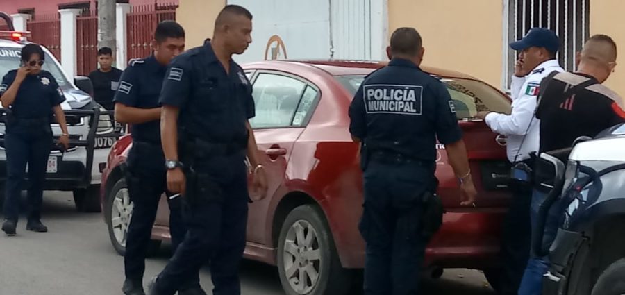 Mujer policía circulaba en auto robado en Chetumal – Noticaribe