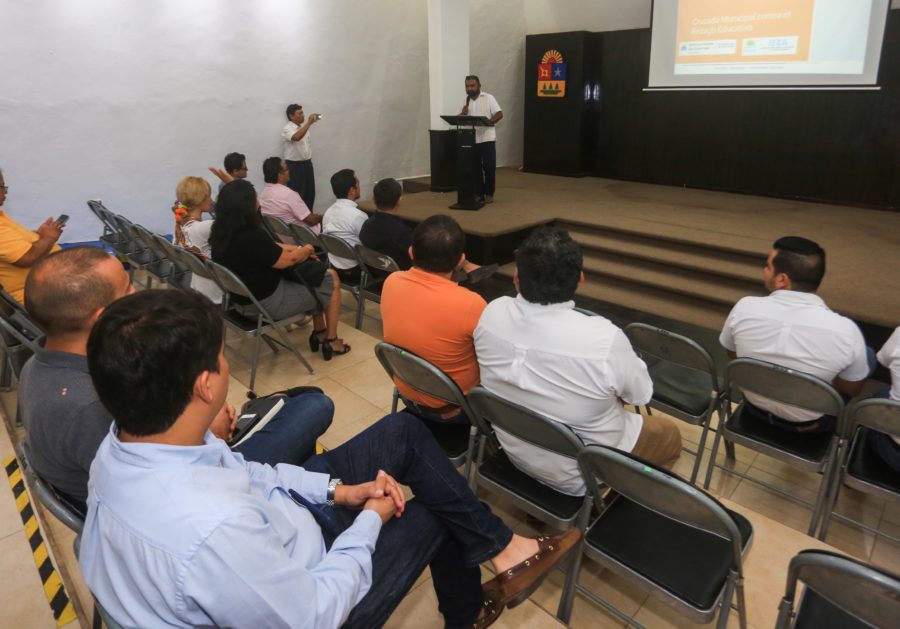 Busca Ayuntamiento de Cozumel reducir el analfabetismo en jóvenes