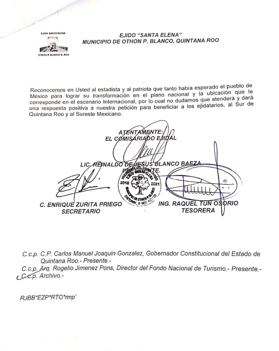 Habitantes del ejido de Santa Elena entregaron una solicitud formal al presidente AndrÉs Manuel López Obrador para que el centro de mantenimiento del Tren Maya sea instalado en dicho lugar