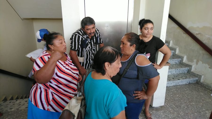 Tras conflicto de ambulantes con inspectores, los comerciantes exigen la destitución del director de Fiscalización de Othón P. Blanco