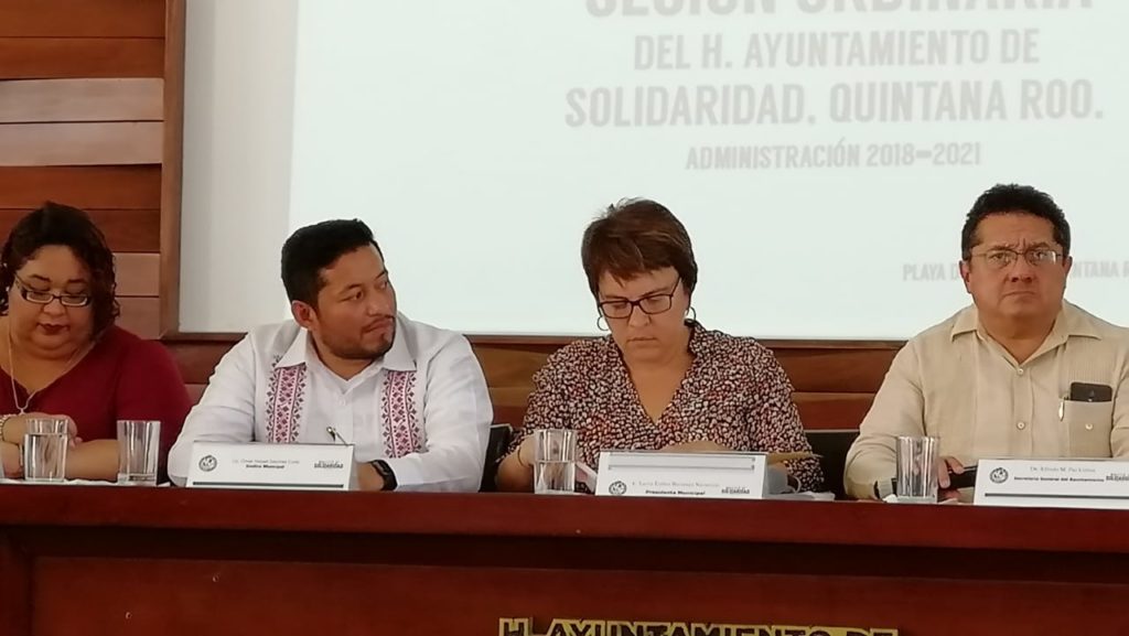 por privatizar la feria, cabildo reclama a Laura Beristain