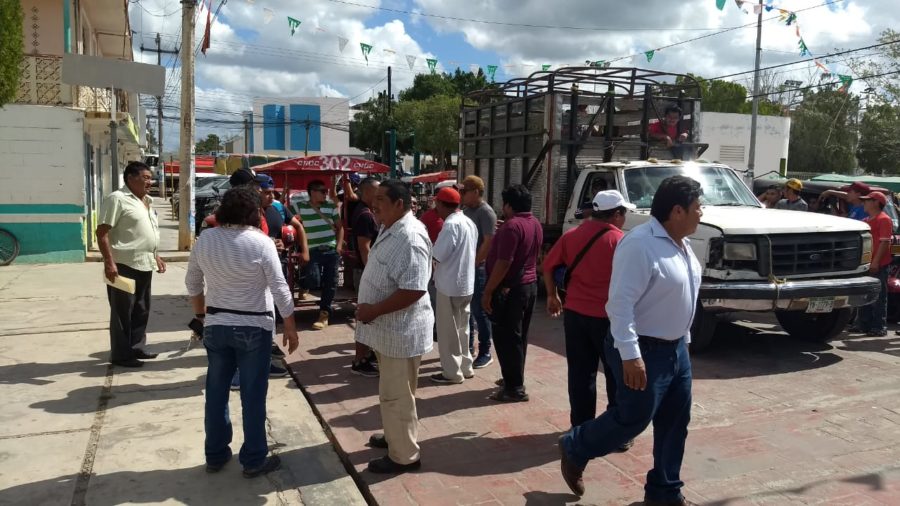 conductores de mototaxis en José María Morelos, piden aumento del 10 o 15 por ciento de las tarifas, debido al precio alto de combustibles