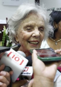  Elena Poniatowska.