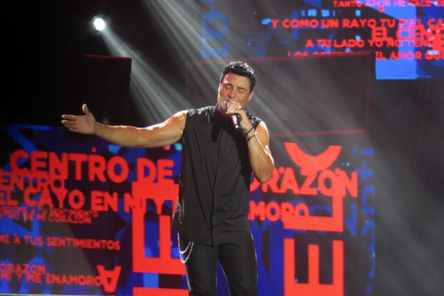 CHAYANNE ENCIENDE EL CARNAVAL DE COZUMEL: Disfrutan miles de turistas y  locales el concierto del puertorriqueño en el último día de fiesta en la  isla - Noticaribe