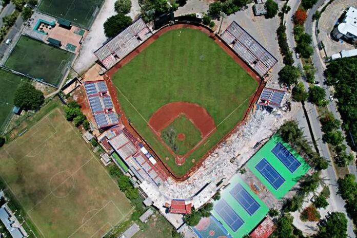 Estadio Beto Ávila en Cancún.