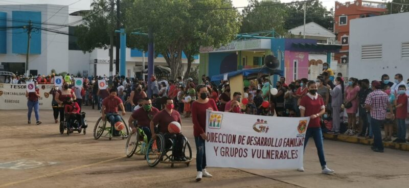 Regresa el desfile del 20 de Noviembre a José María Morelos - Noticaribe