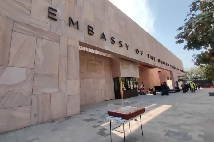 embajada