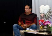 “Noche de café y poesía” recibe en Playa del Carmen a Agustín Labrada y sus versos