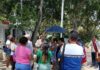 Protestan vecinos de la colonia irregular Bahía Real de Cancún; denuncian casos de extorsión