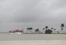Ambiente lluvioso marca día del arranque del Mundial en Quintana Roo