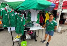 Esperan tianguistas de Cancún repunte del 30% en sus ventas por la ‘fiebre mundialista’