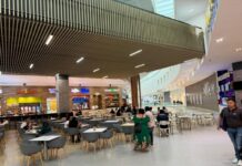 Baja presencia de clientes en tiendas comerciales de Cancún durante el arranque del Mundial