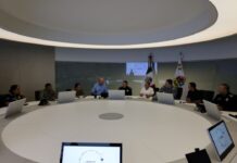 Gobierno de Quintana Roo busca contener tensiones tras incidentes entre mexicanos y cubanos en Cancún; sostienen reunión de trabajo con representantes del Consulado de Cuba