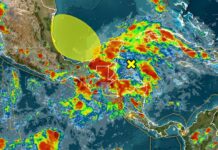 Se forma sistema frente a Quintana Roo; tiene 10% de potencial ciclónico