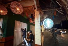Clausuran restaurante en el centro de Cozumel, tras brutal riña; hay dos hospitalizados