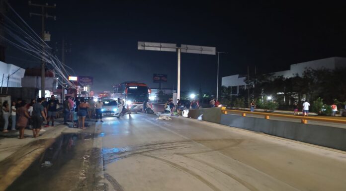 CEDE FGE A PRESIÓN: Tras bloqueo de la avenida Luis Donaldo Colosio a la altura de Bonfil, liberan a hombre detenido presuntamente con arma y drogas