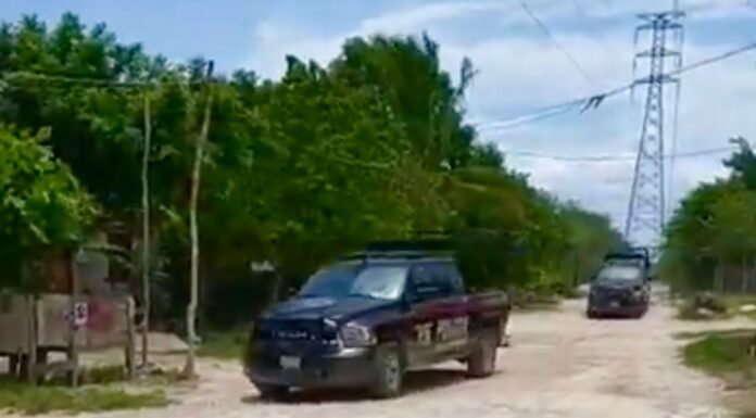 OPERATIVO EN LAS TORRES: Agresión a Policía de Investigación en zona de invasión de Playa del Carmen termina con dos detenidos
