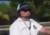 Captan en video a Tránsito presuntamente pidiendo soborno de 630 dólares a turistas extranjeros en Puerto Juárez
