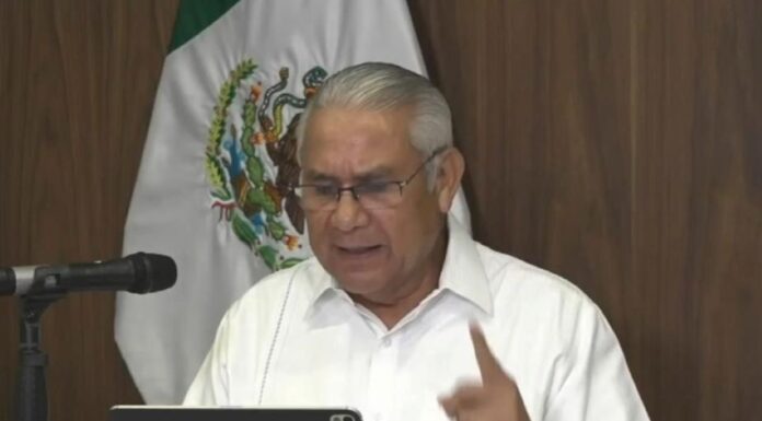 Procesan a tres policías turísticos por extorsionar a extranjeros en Cancún, confirma titular de la FGE