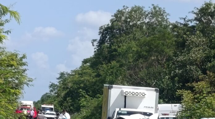 FATAL ACCIDENTE EN LA CARRETERA: Choque frontal cobra la vida de una pareja de motociclistas en Felipe Carrillo Puerto