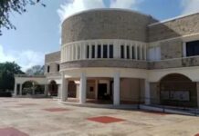 Rechazan estudaintes de la Universidad de Quintana Roo intento de politizar inconformidad por el cobro de cuotas escolares