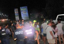 CUENTO DE NUNCA ACABAR CON LA CFE: Habitantes de Bacalar bloquean durante cinco horas la carretera por deficiencias en el servicio de energía eléctrica