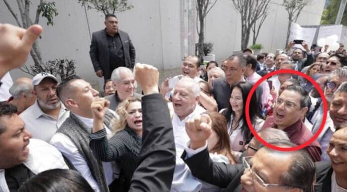 LOS ‘AMIGOS INCÓMODOS’ DEL EXDIRECTOR DE ADUANAS: MCCI revela reaparición de ‘Lord Relojes’ junto a Rafael Marín durante su registro como aspirante a candidatura de Morena Quintana Roo